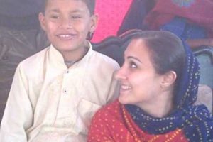 Marvi with children.