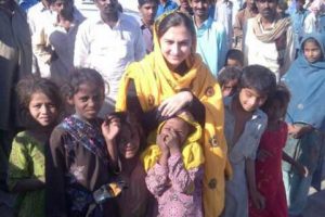 Marvi with children.